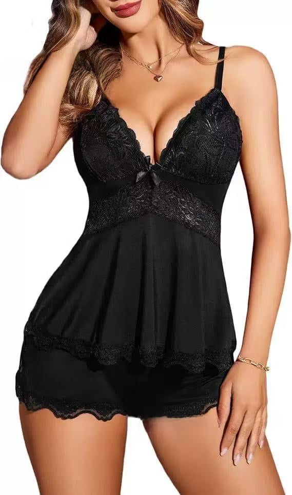 Conjunto de pijama con tirantes y encaje