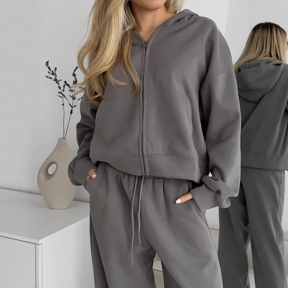 Cárdigan con capucha y cremallera y pantalones para mujer