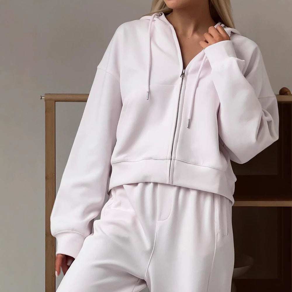 Cárdigan con capucha y cremallera y pantalones para mujer